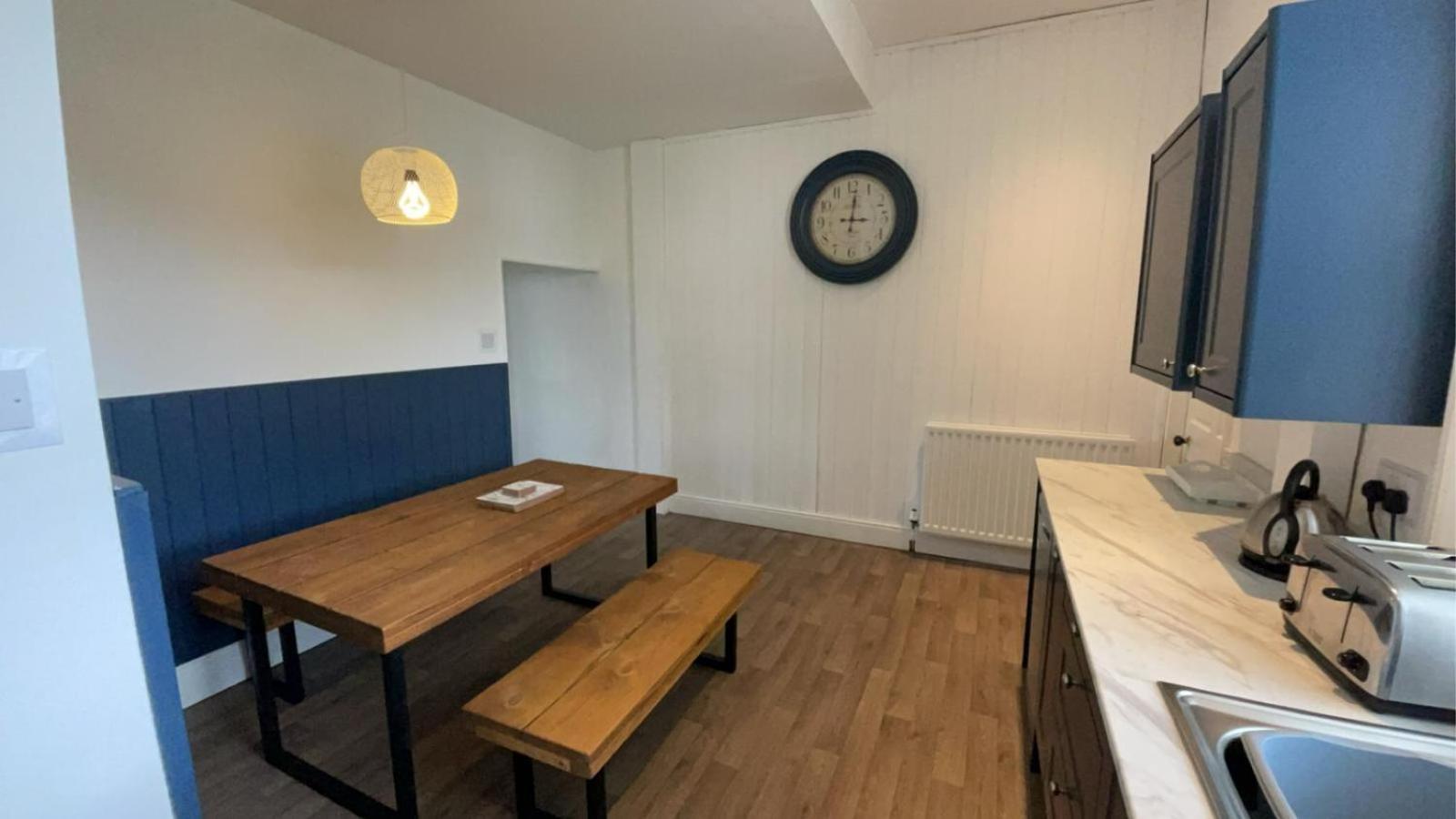 Virginia House, Ulverston Bilik gambar