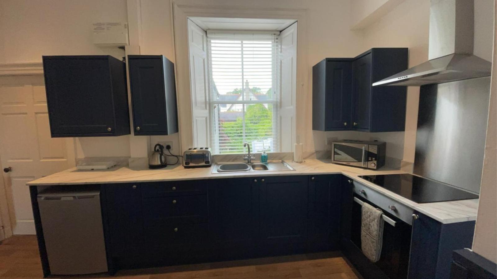 Virginia House, Ulverston Bilik gambar