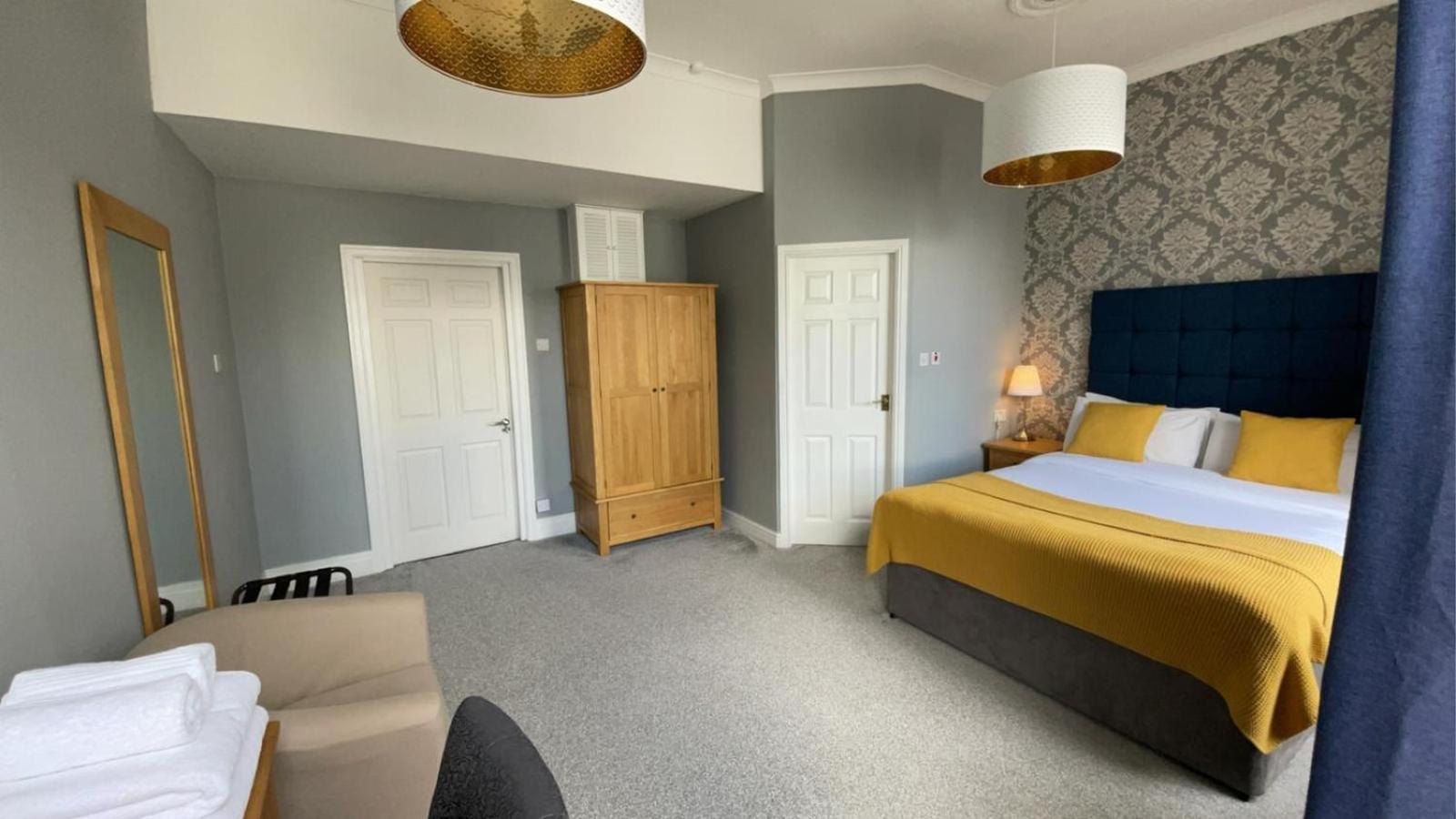 Virginia House, Ulverston Bilik gambar