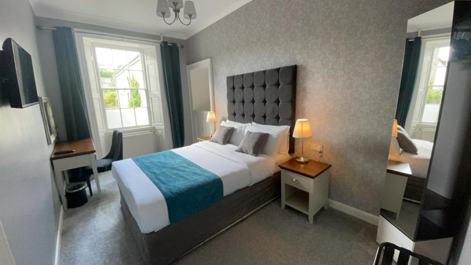 Virginia House, Ulverston Bilik gambar