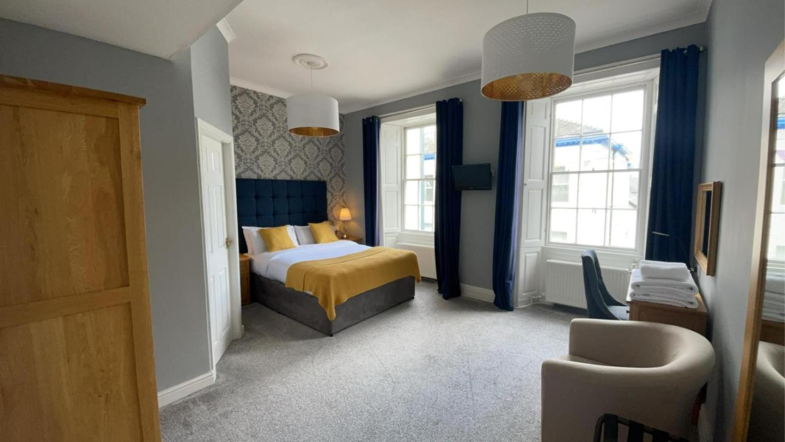 Virginia House, Ulverston Bilik gambar